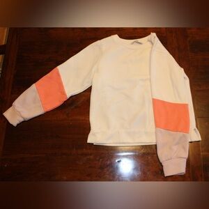 Cupcakes & Cashmere Sweatshirt (M)